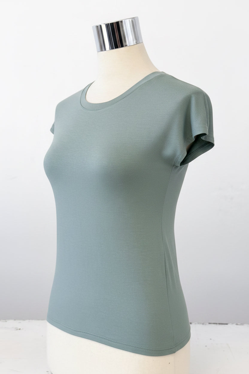 Cropped Tee